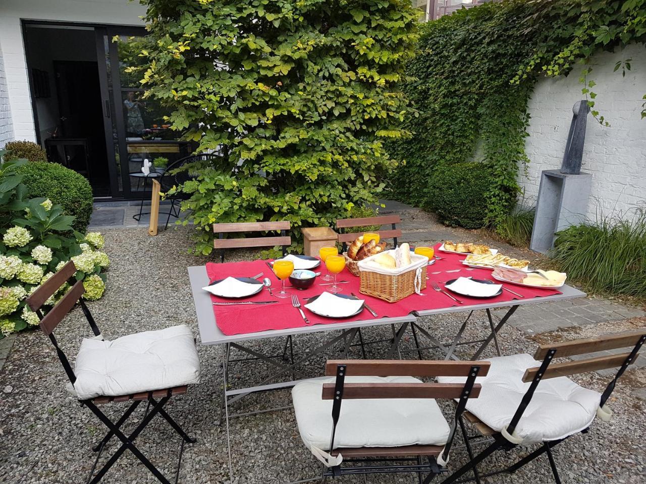 B&B The Street Lodge Liege Bagian luar foto